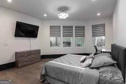 2401 NE Greenglade, Atlanta, GA 30345 - Photo 27