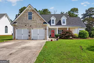 206 Brookwood Dr, Carrollton, GA 30117 - Photo 1