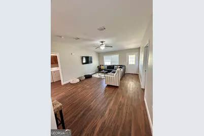 211 Twinn Lakes Dr, Baxley, GA 31513 - Photo 5