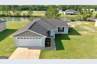 211 Twinn Lakes Drive, Baxley, GA 31513 - Photo 1