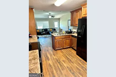 211 Twinn Lakes Dr, Baxley, GA 31513 - Photo 15