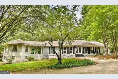 819 N Bethany Road, McDonough, GA 30252 - Photo 1