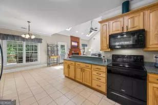 1141 Golf Course Ln, Athens, GA 30605 - Photo 9