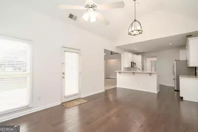 1233 Parkview Lane NW, Kennesaw, GA 30152 - Photo 7