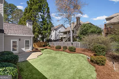 1233 Parkview Lane NW, Kennesaw, GA 30152 - Photo 13