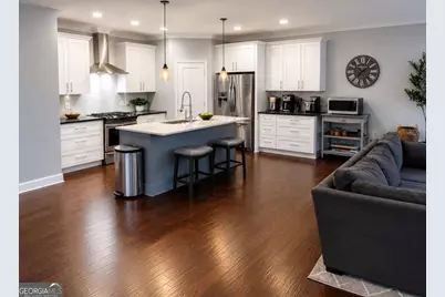 2204 Forrest Place NW, Atlanta, GA 30318 - Photo 3