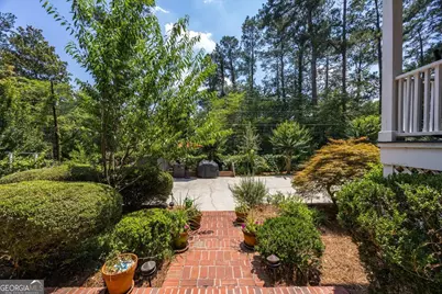 425 Ashley Place, Macon, GA 31204 - Photo 33