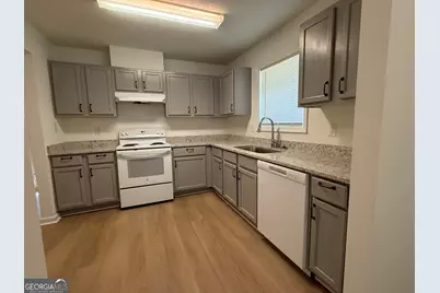 4915 Wolfcreek Vw, College Park, GA 30349 - Photo 13