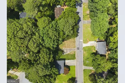 1796 Hunting Creek Lane SE, Conyers, GA 30013 - Photo 3
