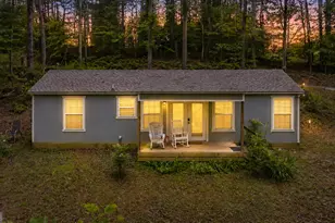 575 Hidden Valley Dr, Demorest, GA 30535 - Photo 1