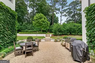 4400 Carmain Dr NE, Atlanta, GA 30342 - Photo 49