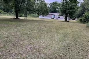 2428 Gibson Rd, Albany, GA 31705 - Photo 1