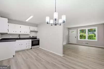 4913 Bartlett Road, Forest Park, GA 30297 - Photo 9