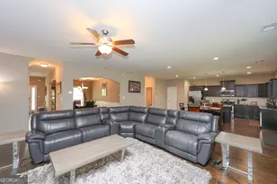 217 Briandwood Dr, Newnan, GA 30265 - Photo 13