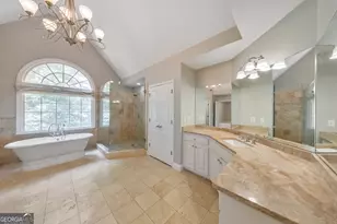 4563 Fountain Dr NE, Marietta, GA 30067 - Photo 5