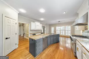 4563 Fountain Dr NE, Marietta, GA 30067 - Photo 15