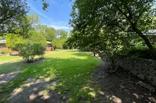 218 W Peter St, Cochran, GA 31014 - Photo 9