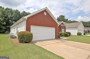 385 Autumn Glen Cir, Fayetteville, GA 30215 - Photo 3