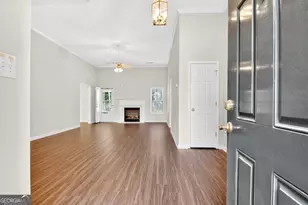 385 Autumn Glen Cir, Fayetteville, GA 30215 - Photo 5