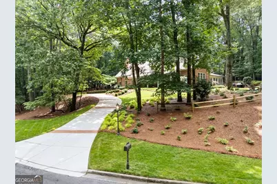 100 Huntcliff Point, Sandy Springs, GA 30350 - Photo 3