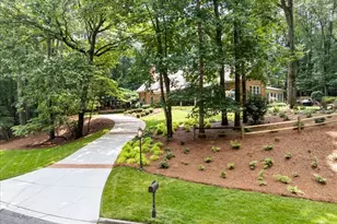 100 Huntcliff Point, Sandy Springs, GA 30350 - Photo 3