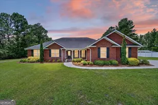 176 NE Cathy Ln, Ludowici, GA 31316 - Photo 1