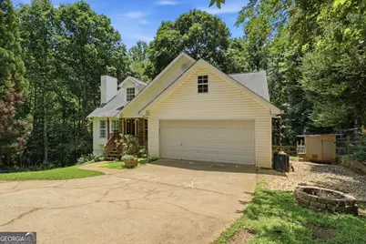 6338 Clearbrook Drive, Flowery Branch, GA 30542 - Photo 3
