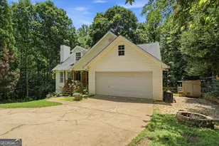 6338 Clearbrook Dr, Flowery Branch, GA 30542 - Photo 3