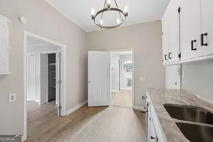108 3rd St, Monroe, GA 30655 - Photo 15