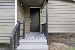 108 3rd St, Monroe, GA 30655 - Photo 9
