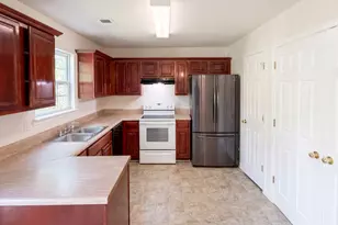 624 Stadler Pointe, McDonough, GA 30253 - Photo 3