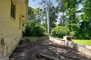 1863 Ridgeland Dr, Decatur, GA 30032 - Photo 11