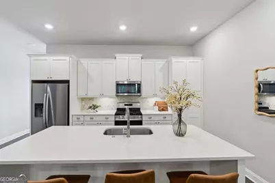 857 Constellation Drive, Decatur, GA 30033 - Photo 7
