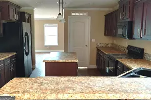 19 Redwood Cir, Newnan, GA 30263 - Photo 17