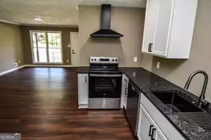 1538 Spring Valley Cir, Griffin, GA 30223 - Photo 9