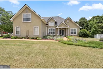200 Chatfield Way, Locust Grove, GA 30248 - Photo 1