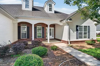 226 Spring Chase Circle, Kathleen, GA 31047 - Photo 3