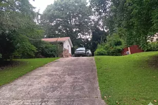 7712 Dove Dr, Riverdale, GA 30274 - Photo 5
