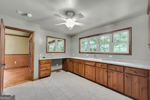 830 Carrie Craft Rd, Bowersville, GA 30516 - Photo 17