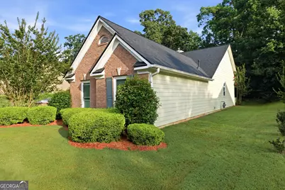 5603 Newberry Point Drive, Flowery Branch, GA 30542 - Photo 27