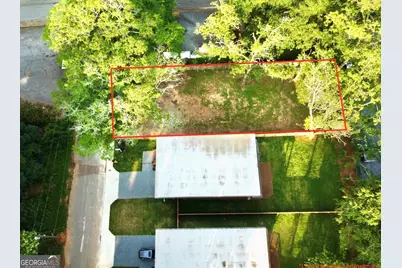 1306 Pine Avenue, East Point, GA 30344 - Photo 3