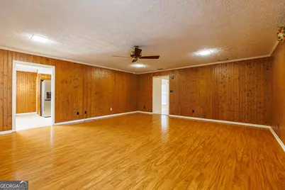 2243 Oakgrove Circle, Valdosta, GA 31602 - Photo 9