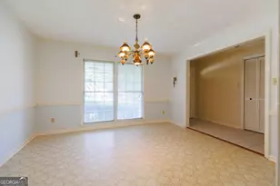 2243 Oakgrove Cir, Valdosta, GA 31602 - Photo 19