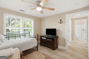 91 Screven St, Darien, GA 31305 - Photo 17