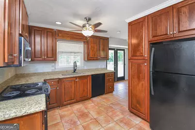 108 Meadownland Trail, Lagrange, GA 30240 - Photo 3