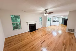 1800 Ivy Stone Ct, Buford, GA 30519 - Photo 3