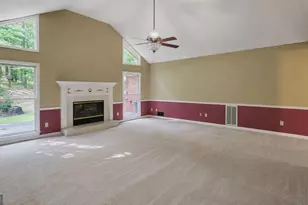 833 Mobley Bridge Rd, Hogansville, GA 30230 - Photo 5