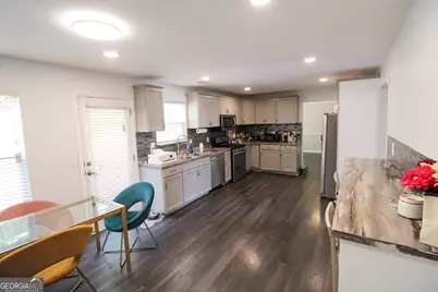 6632 Chason Woods Court, Jonesboro, GA 30238 - Photo 7