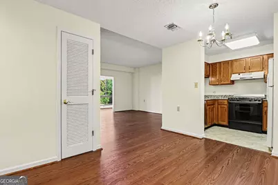 1800 Clairmont Lake #711, Decatur, GA 30033 - Photo 5