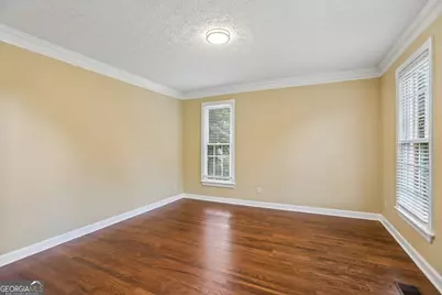 1811 Lake Cove Drive SW, Atlanta, GA 30331 - Photo 19
